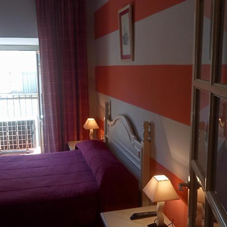 Hostal Trujillo Buitenkant foto