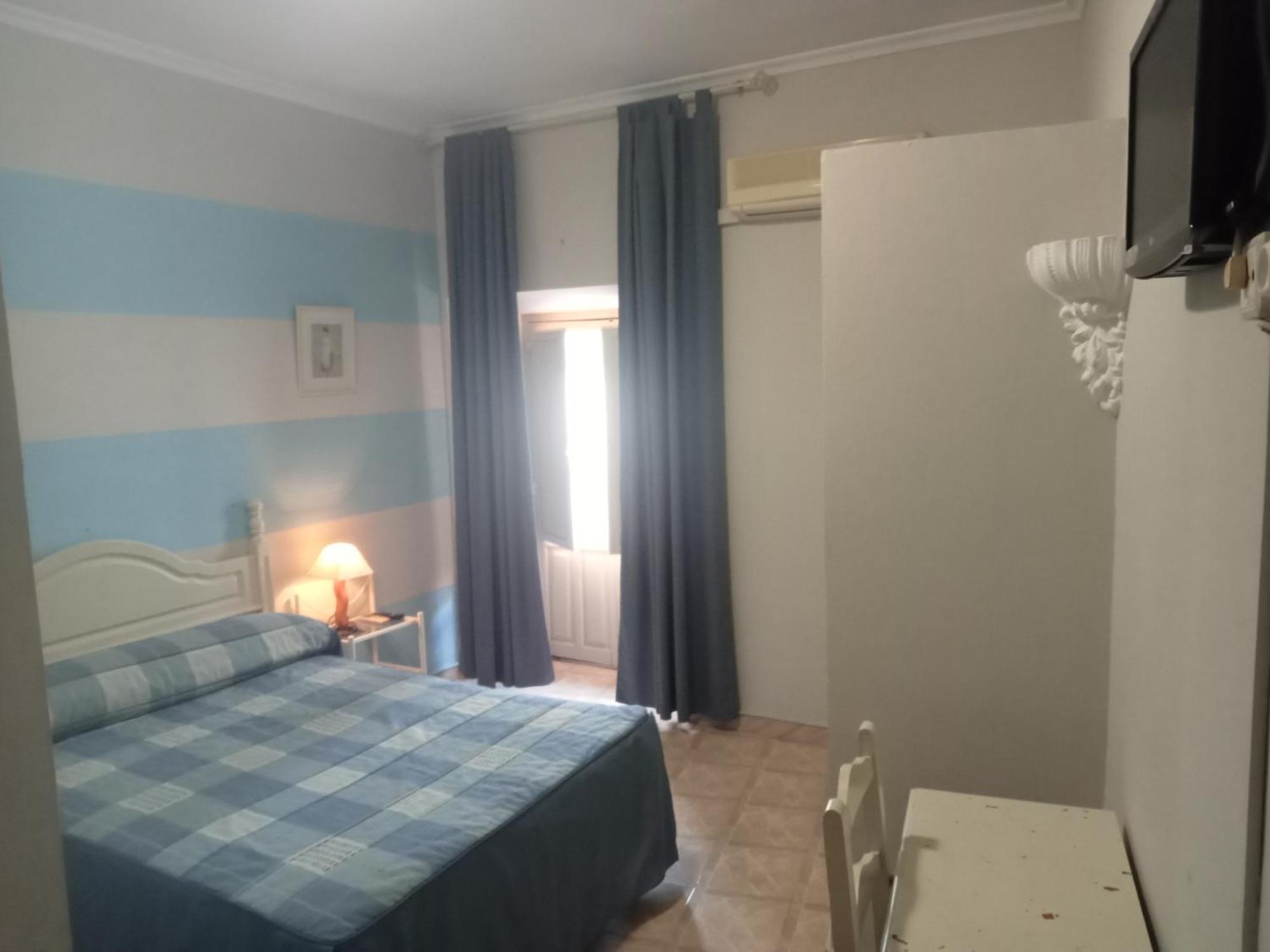 Hostal Trujillo Buitenkant foto