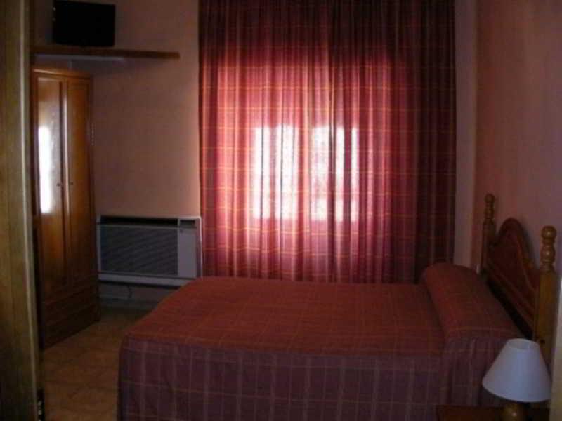 Hostal Trujillo Buitenkant foto