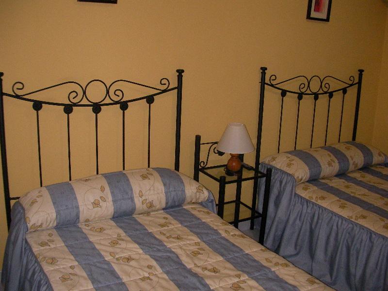 Hostal Trujillo Buitenkant foto